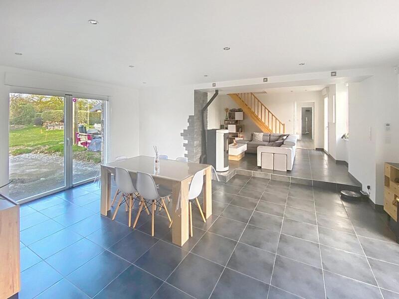 Maison - 156 m² - 6 pièces