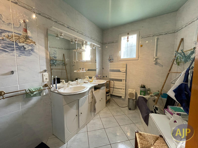 Maison - 112 m² - 5 pièces