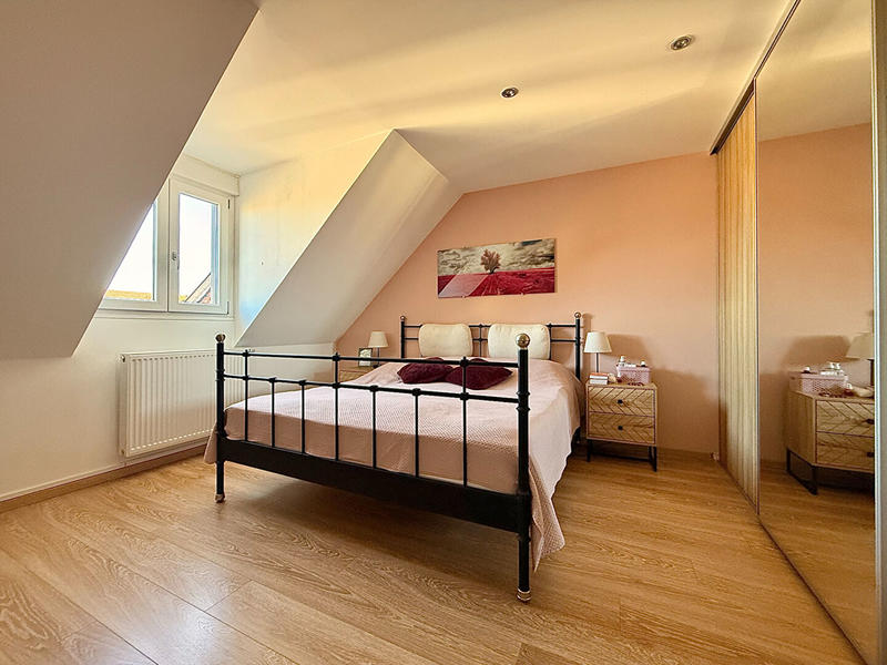 Appartement - 103 m² - 5 pièces