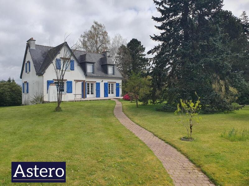 Propriété - 156 m² - 7 pièces