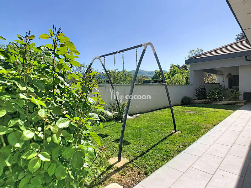 Maison - 150 m² - 4 pièces