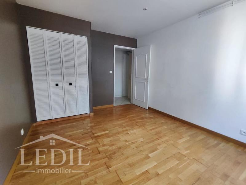 Appartement - 82 m² - 4 pièces