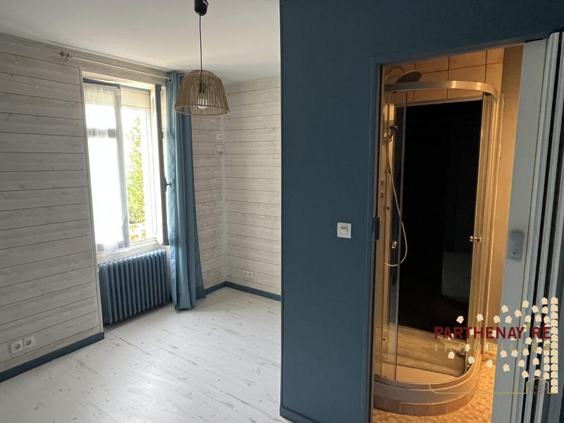 Maison - 141 m² - 7 pièces