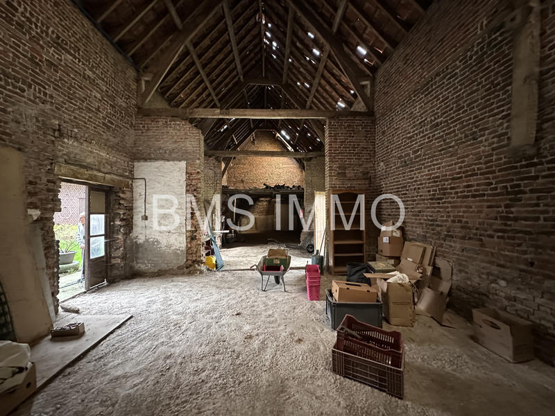 Maison - 260 m² - 6 pièces