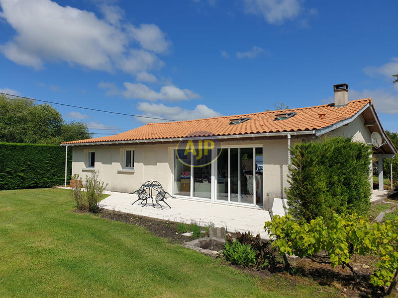 Maison - 101 m² - 4 pièces