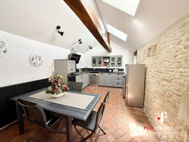 Maison - 137 m² - 6 pièces