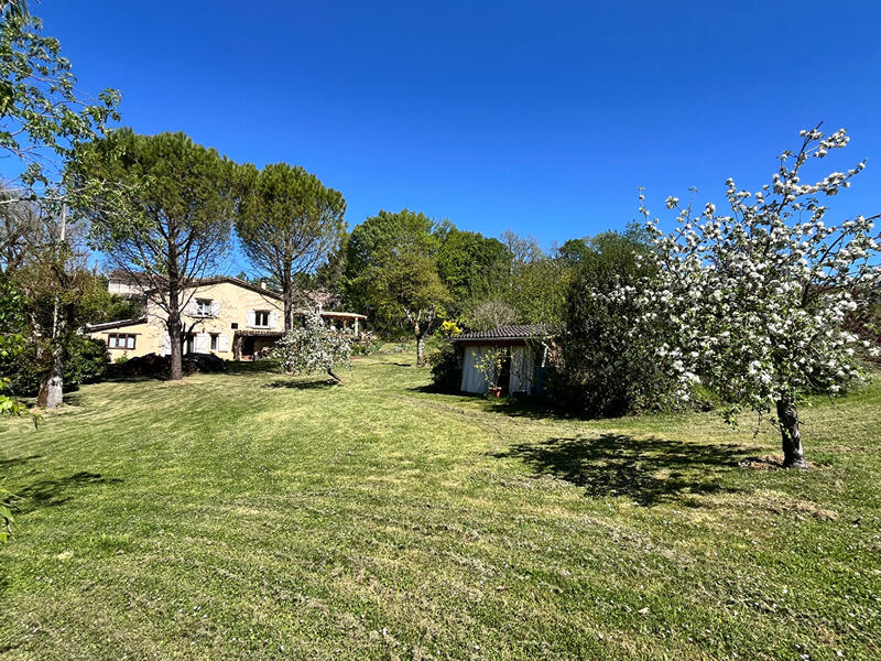 Maison - 109 m² - 7 pièces