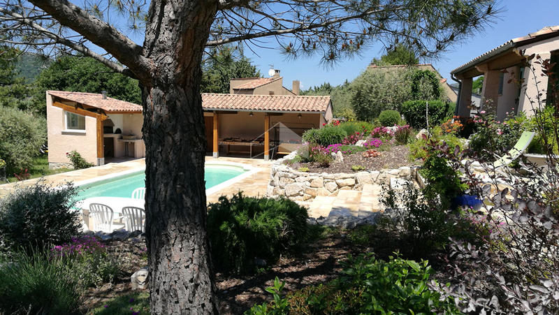 Maison - 147 m² - 5 pièces