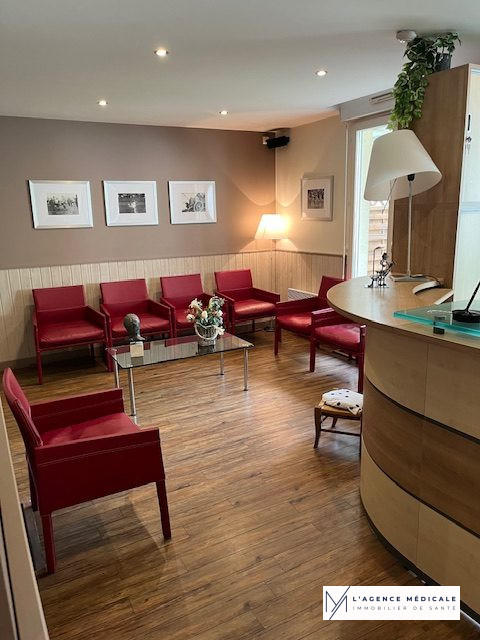 Bureau - 88 m² - 4 pièces