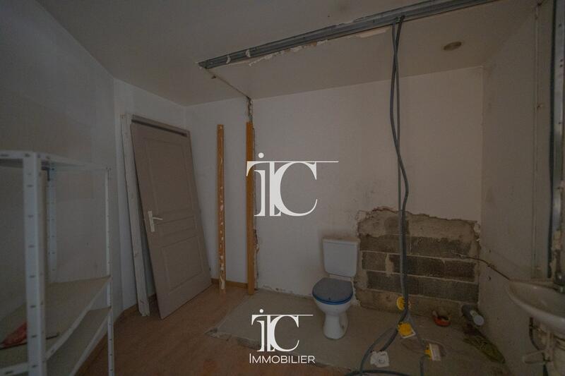 Maison - 163 m² - 10 pièces