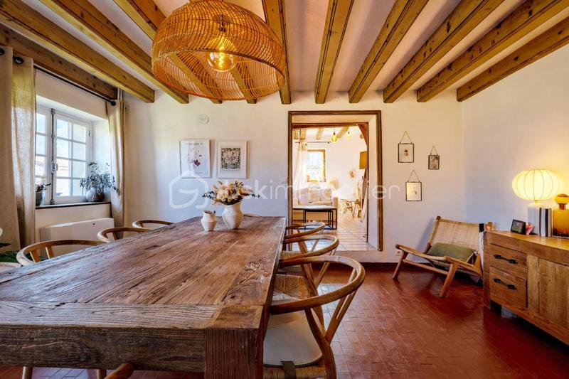 Maison - 168 m² - 6 pièces