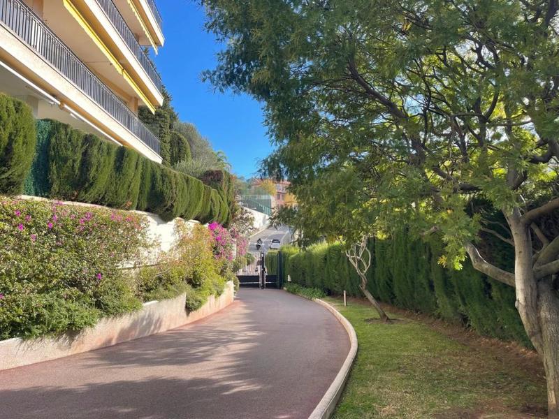 Appartement - 61 m² - 2 pièces