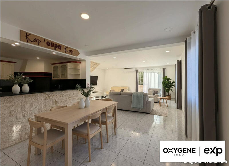 Maison - 77 m² - 3 pièces