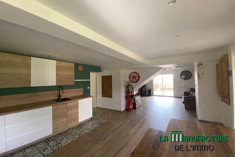 Maison - 136 m² - 6 pièces