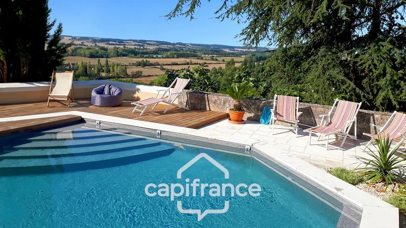 Maison de maîtres - 304 m² - 12 pièces