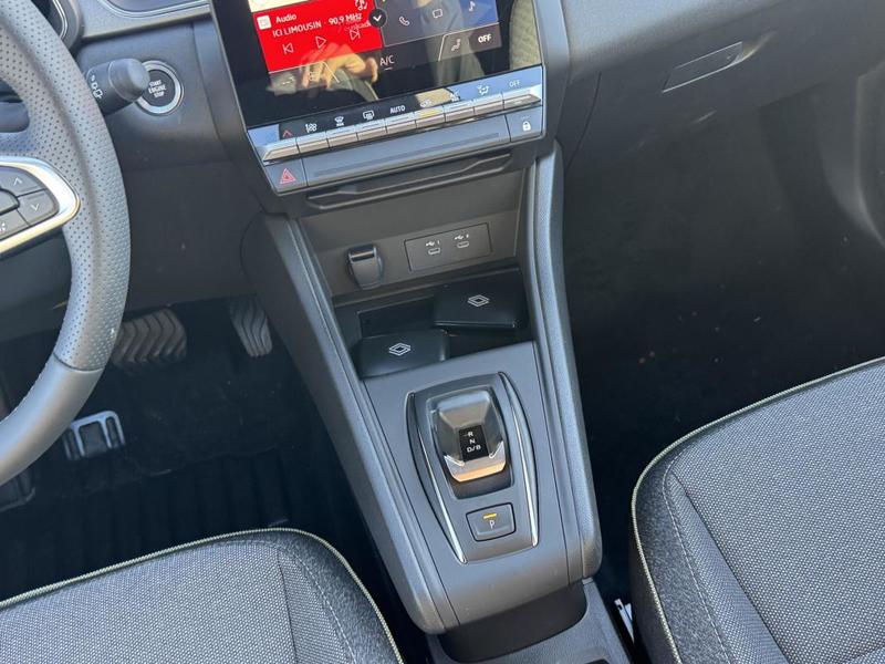 Renault Captur E-Tech full hybrid 160 ch Techno