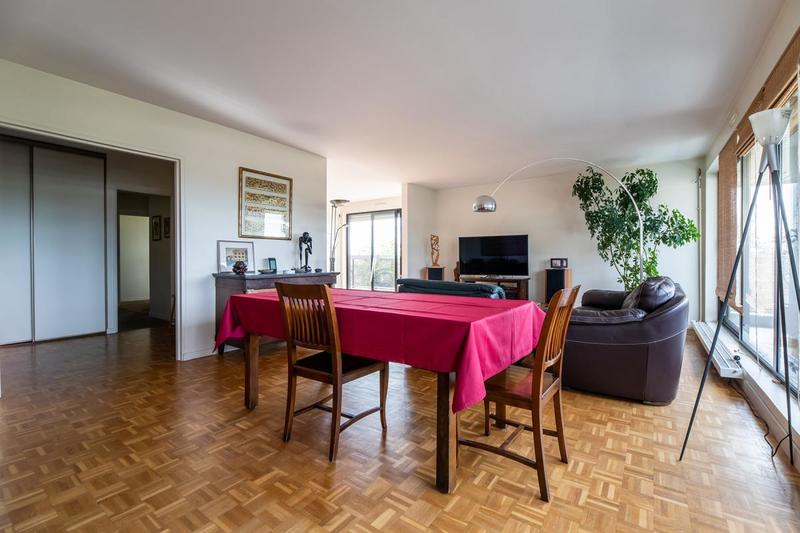 Appartement - 120 m² - 5 pièces