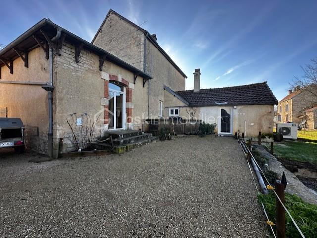 Maison de village - 121 m² - 5 pièces