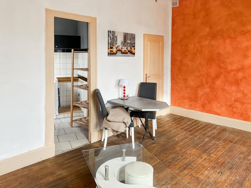 Immeuble - 170 m² - 8 pièces