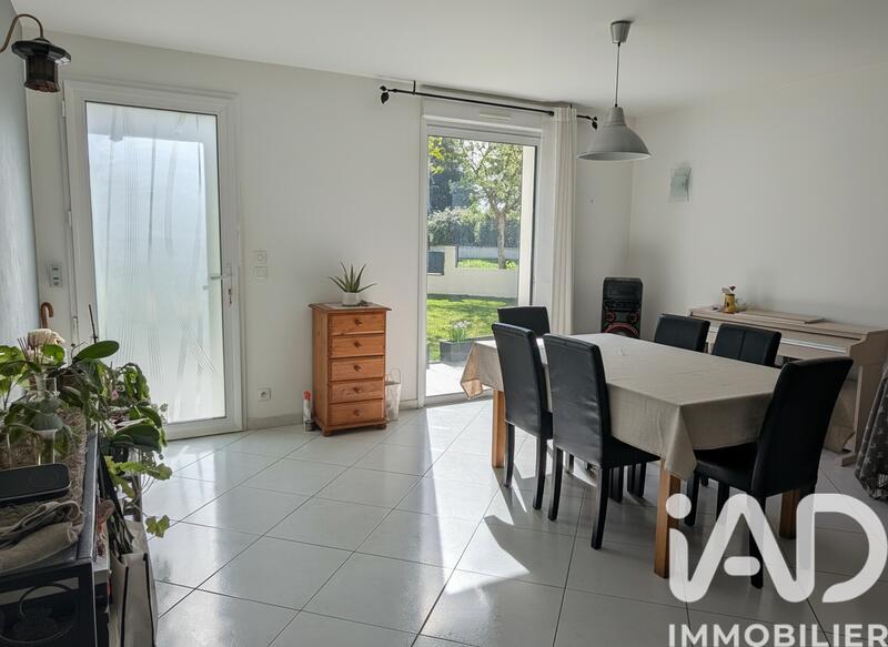 Maison - 114 m² - 8 pièces
