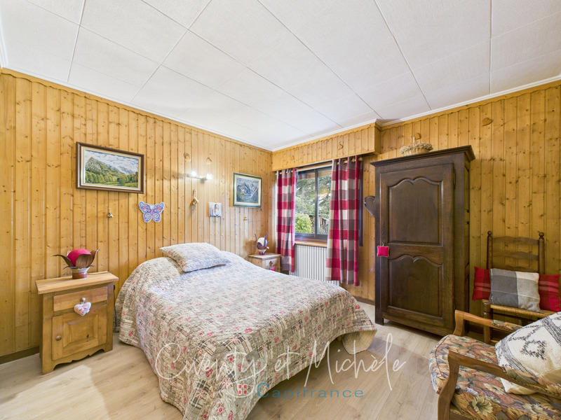 Maison - 308 m² - 10 pièces