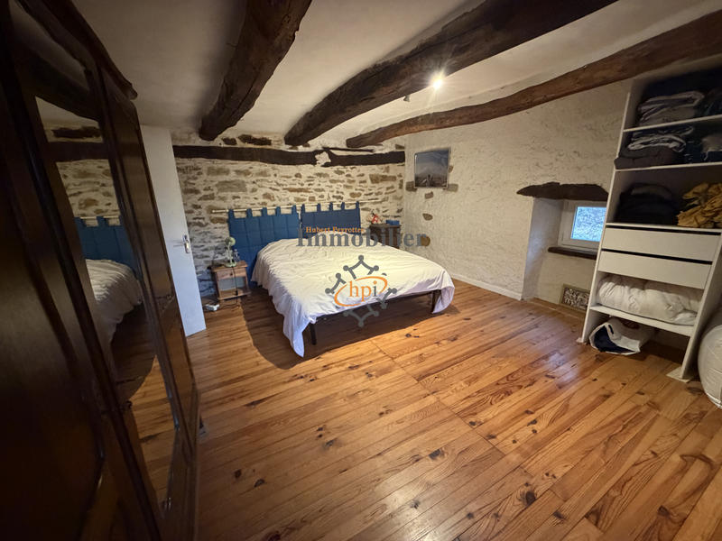 Maison - 102 m² - 4 pièces