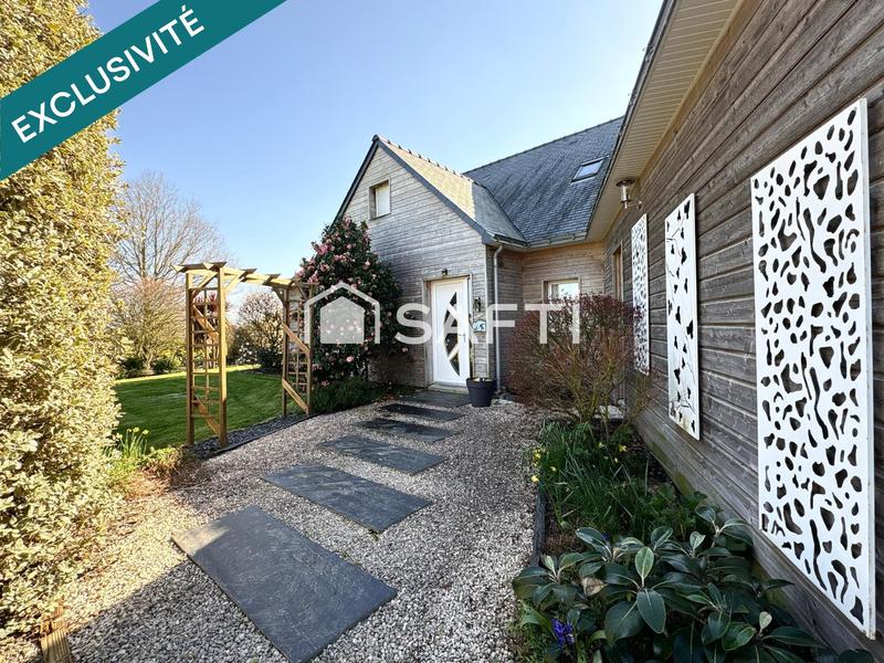 Maison - 220 m² - 8 pièces