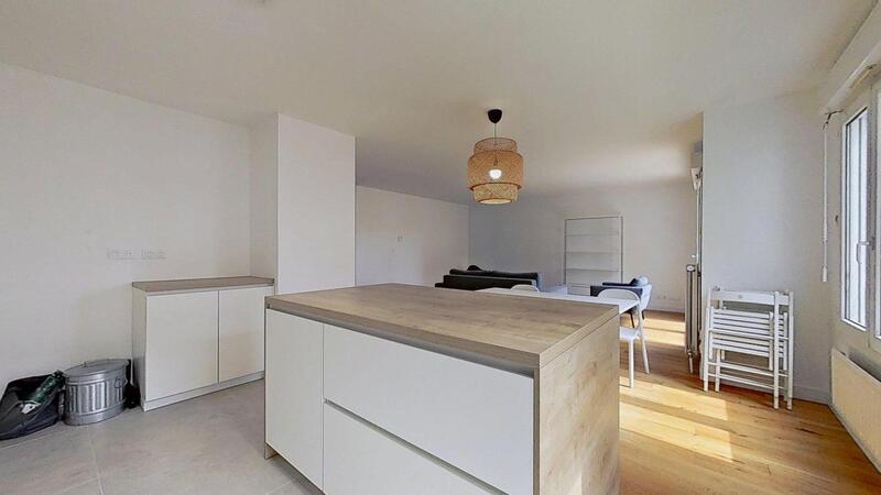 Appartement - 104 m² - 4 pièces