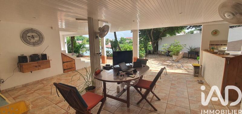 Maison - 95 m² - 3 pièces