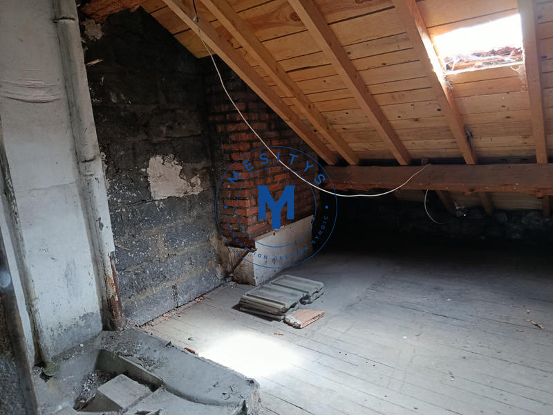 Appartement - 100 m² - 1 pièce