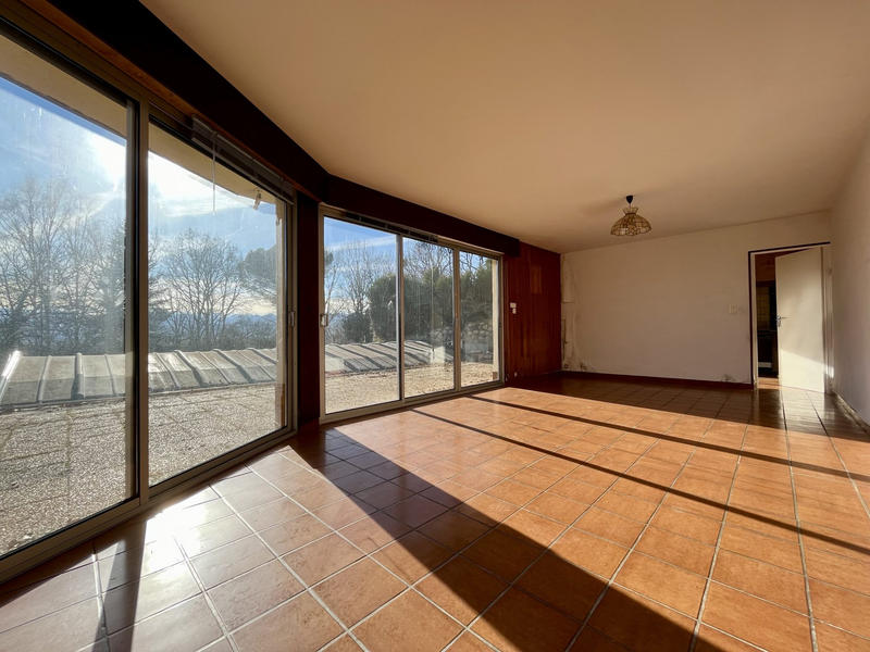 Maison - 97 m² - 4 pièces