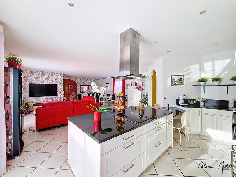 Maison - 130 m² - 4 pièces