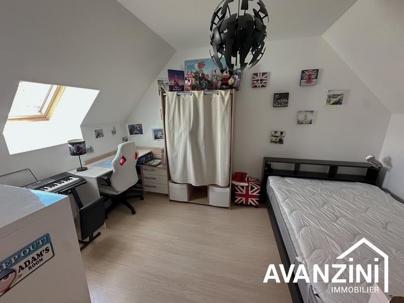 Maison - 95 m² - 4 pièces