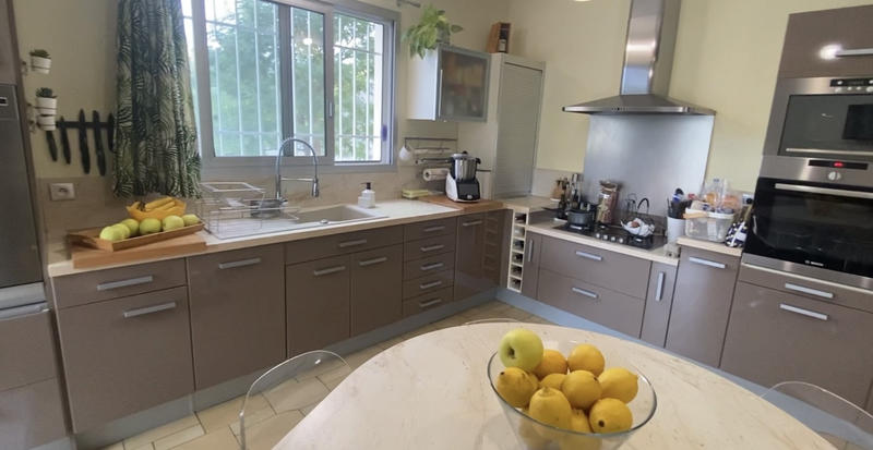 Propriété - 195 m² - 5 pièces