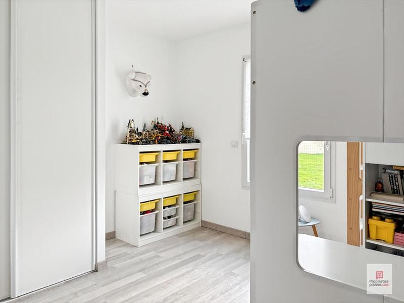 Maison - 96 m² - 5 pièces