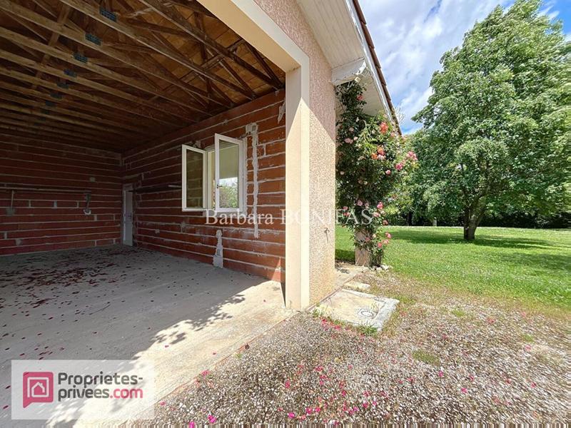 Terrain constructible - 1 460 m²