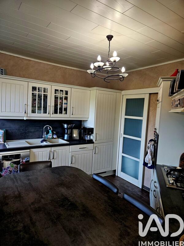 Maison - 140 m² - 7 pièces