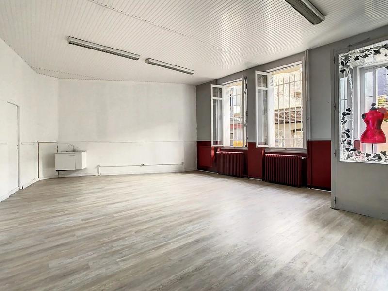 Magasins - 38 m² - 1 pièce