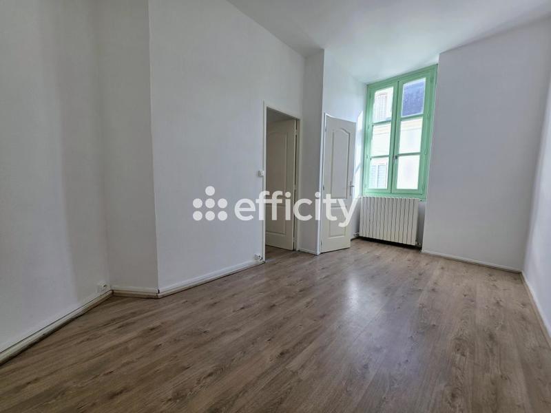 Immeuble - 210 m² - 10 pièces