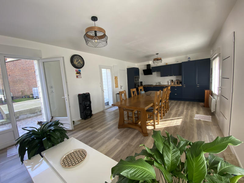 Maison - 88 m² - 4 pièces