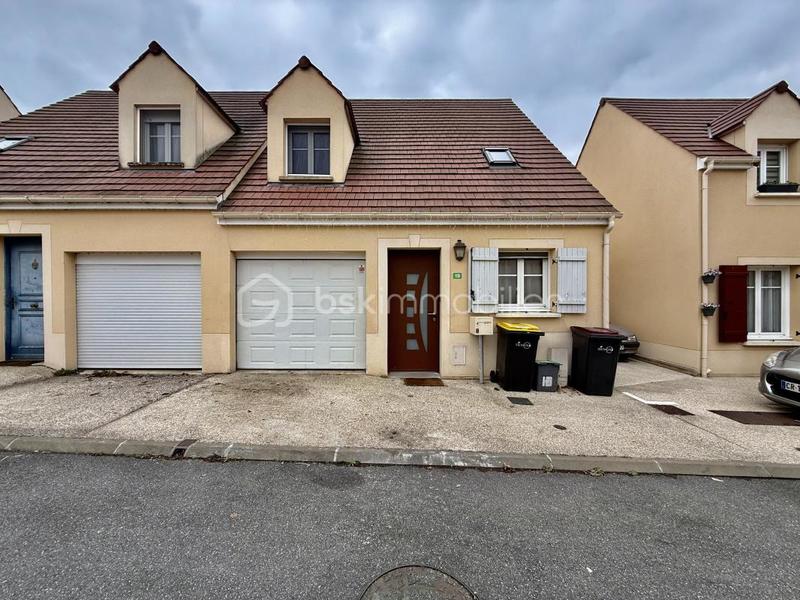 Maison - 91 m² - 5 pièces