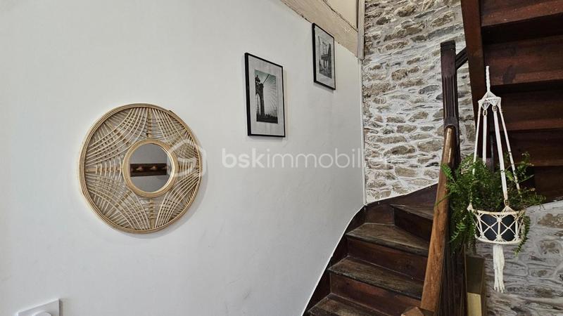 Maison - 100 m² - 6 pièces