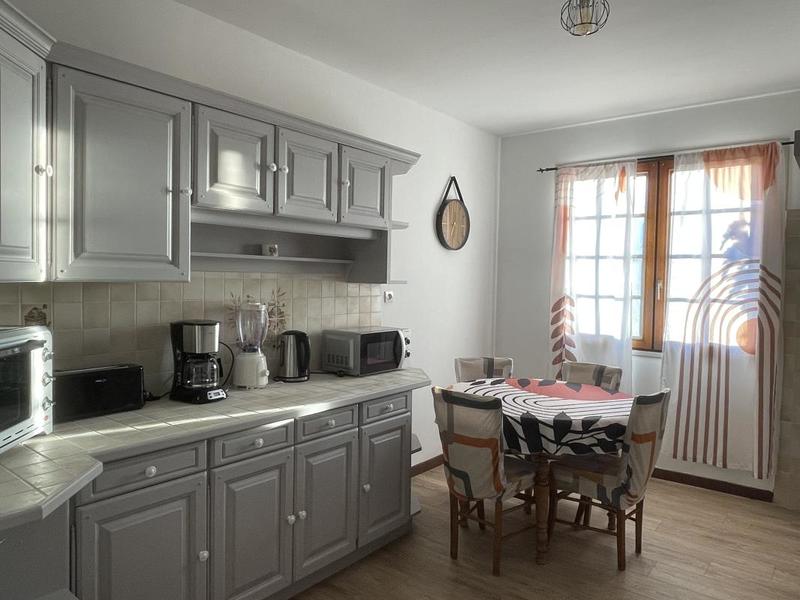 Pavillon - 205 m² - 8 pièces