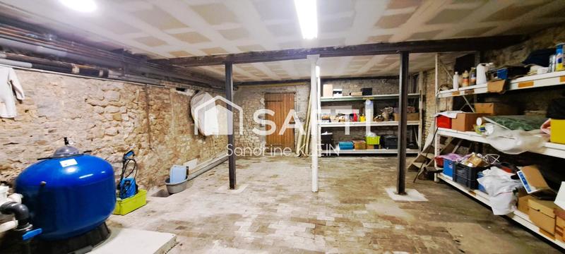 Maison - 217 m² - 6 pièces