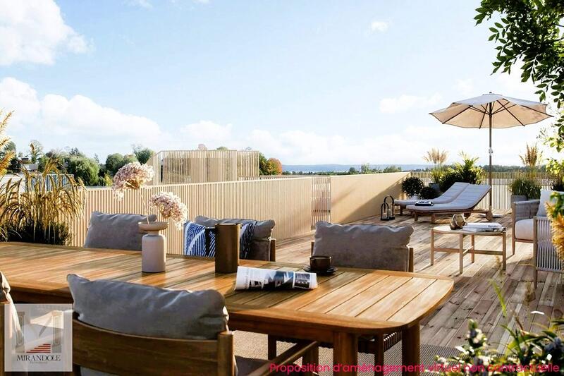 Appartement - 90 m² - 4 pièces