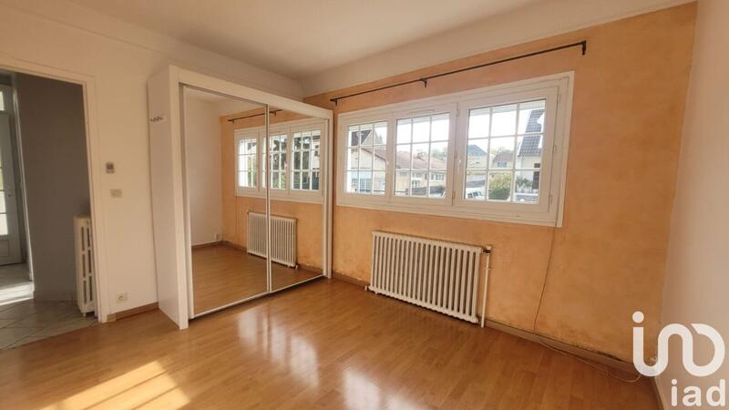 Maison - 95 m² - 4 pièces