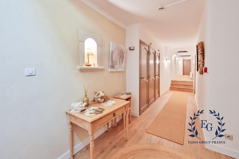 Bastide - 530 m² - 15 pièces