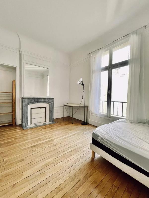 Appartement - 197 m² - 6 pièces