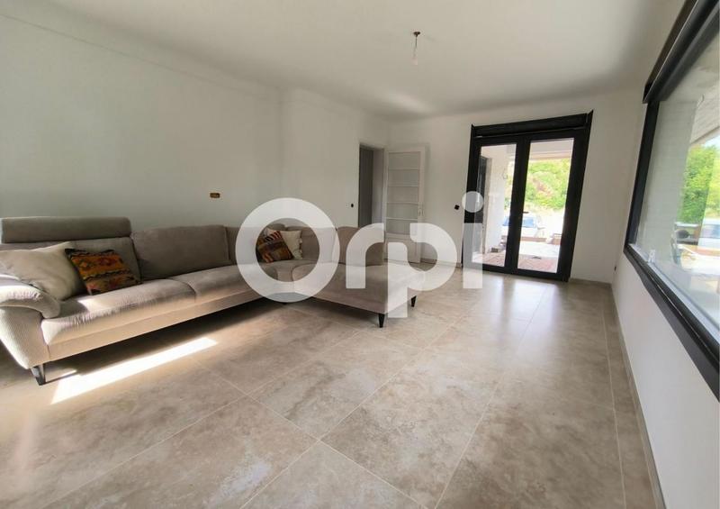 Maison - 157 m² - 6 pièces