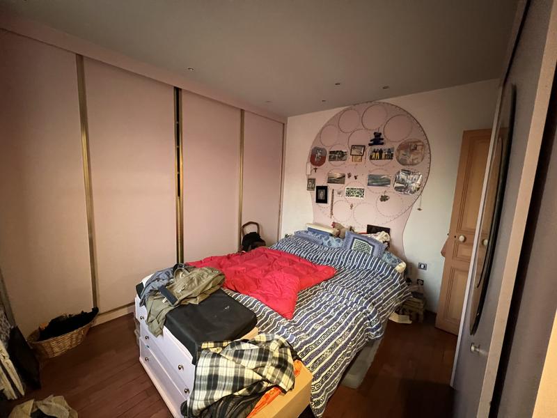 Maison - 220 m² - 9 pièces